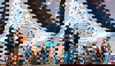 Bioprocessing Summit conference exhibition – industry professionals networking and exploring bioprocess solutions